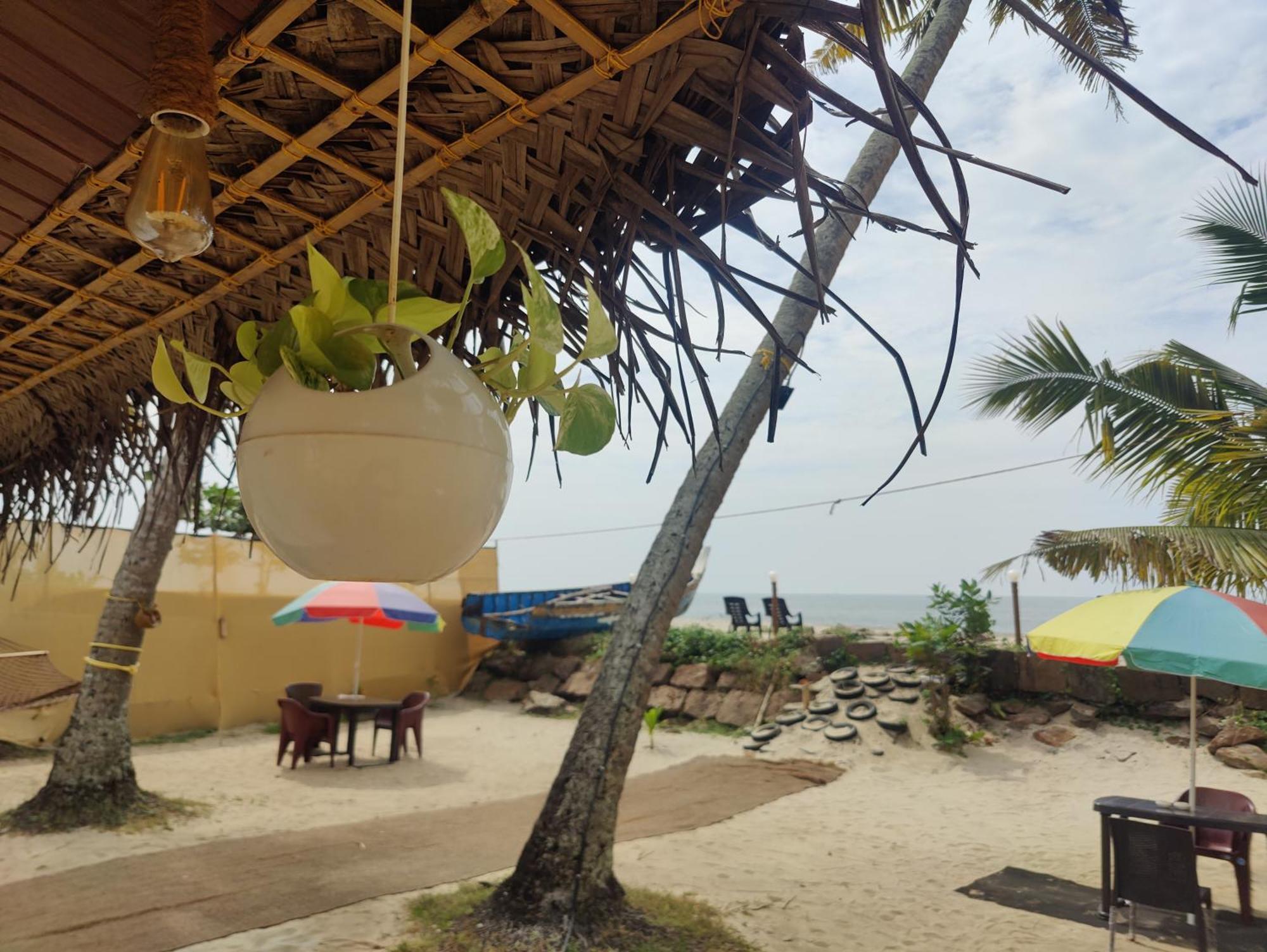 Tripsea Beach Villa Alappuzha Buitenkant foto