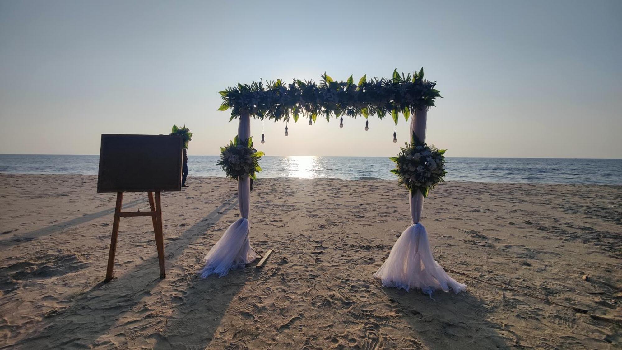 Tripsea Beach Villa Alappuzha Buitenkant foto